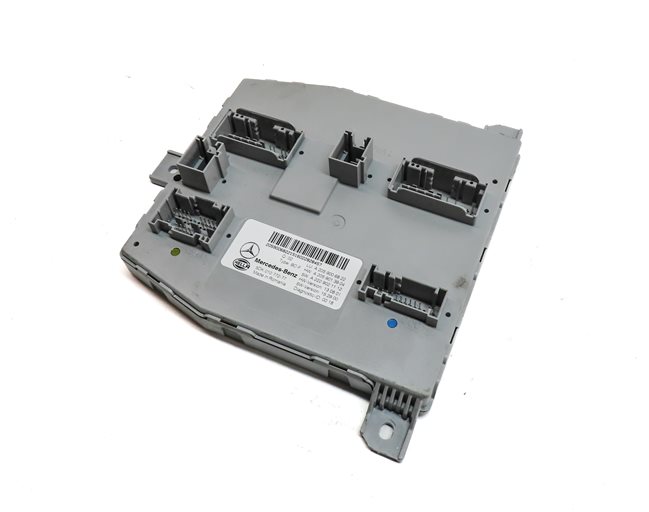 15-19 MERCEDES C300 C350 C400 C450 GLC300 FRONT SIGNAL ACQUISITON CONTROL MODULE