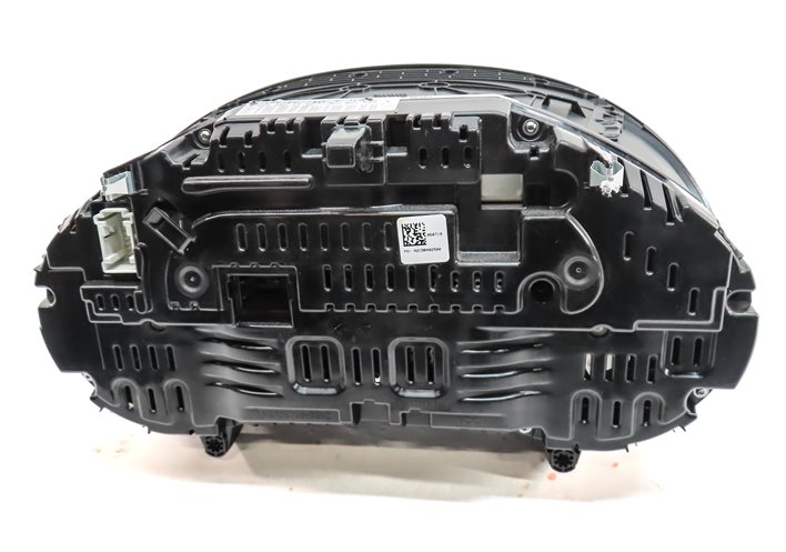 Thumbnail 6: 2016-2017 MERCEDES BENZ C300 GLC300 (W205 X253) SPEEDOMETER GAUGE CLUSTER (65k)