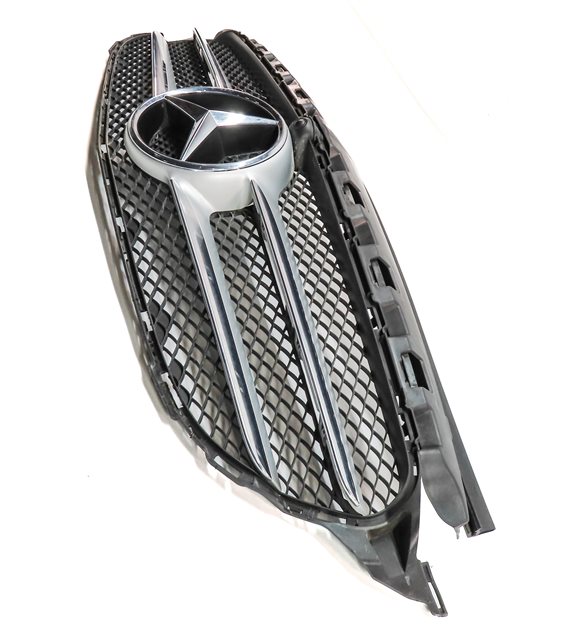 Thumbnail 3: 2015-2018 MERCEDES C300 C350E (W205) FRONT CENTER HOOD GRILLE EMBLEM (SILVER)