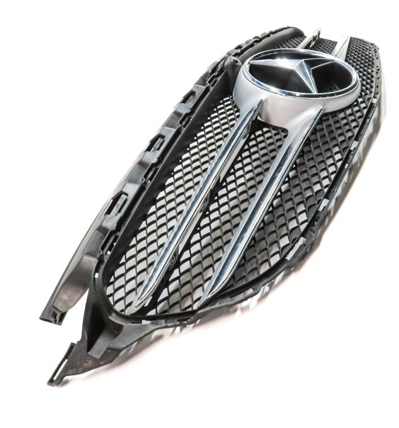 Thumbnail 4: 2015-2018 MERCEDES C300 C350E (W205) FRONT CENTER HOOD GRILLE EMBLEM (SILVER)