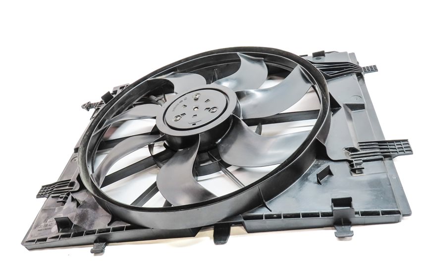 Thumbnail 2: 15-21 MERCEDES C300 C400 W205 ELECTRIC RADIATOR COOLING FAN MOTOR BLADE & SHROUD