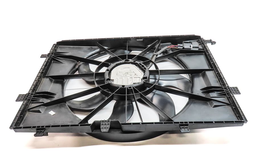 Thumbnail 6: 15-21 MERCEDES C300 C400 W205 ELECTRIC RADIATOR COOLING FAN MOTOR BLADE & SHROUD