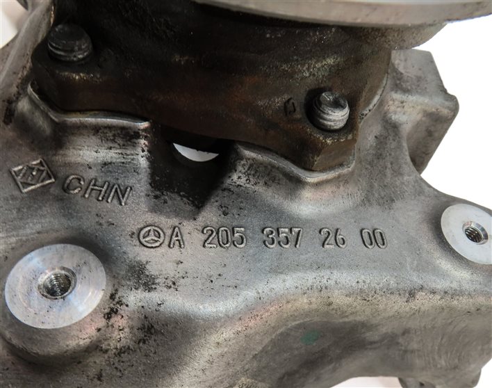 Thumbnail 6: 2015-2021 MERCEDES C300 C350 C400 (W205) SEDAN RIGHT REAR SPINDLE KNUCKLE HUB