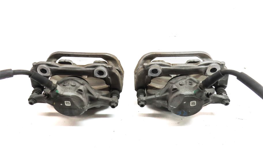 Thumbnail 6: 2015-2021 MERCEDES C300 E300 (W205 W213) FRONT LEFT & RIGHT BRAKE CALIPER SET