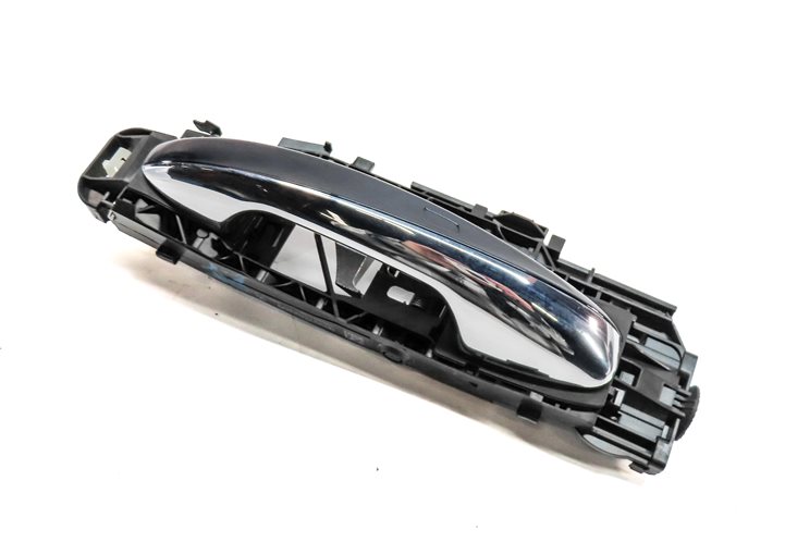 15-17 MERCEDES C S CLASS (W205 W222) FRONT RIGHT KEYLESS GO DOOR HANDLE (Blue)