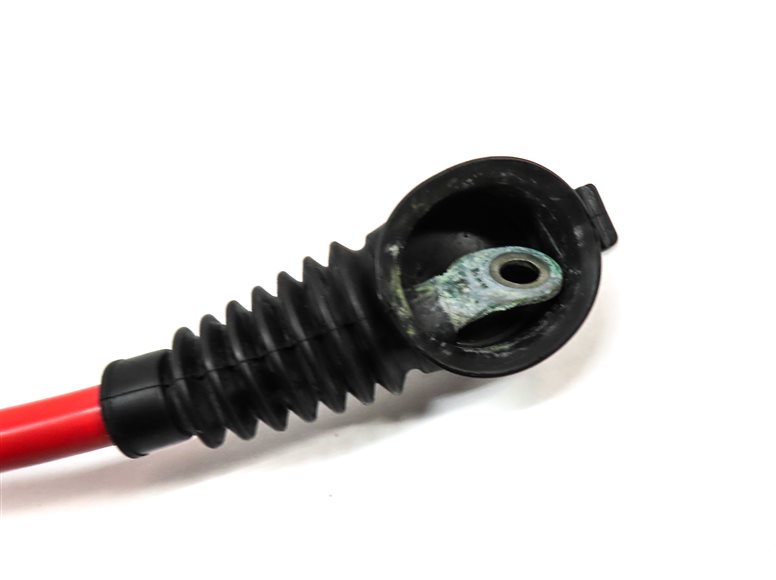 Thumbnail 5: 2014 BMW 640I CONVERTIBLE (F12) 3.0L (N55) ENGINE POSTIVE BETTERY TERMINAL CABLE