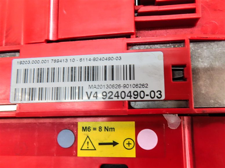 Thumbnail 5: 14 BMW 640I CONVERTIBLE (F12) 3.0L (N55) ENGINE POSITIVE BATTERY TERMINAL PLATE