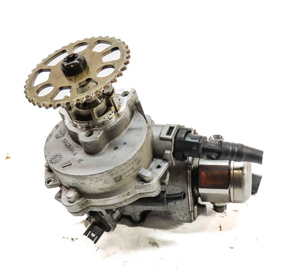 Thumbnail 2: 2014 BMW 640I (F12) 3.0L (N55) BRAKE VACUUM PUMP w/ HIGH PRESSURE FUEL PUMP