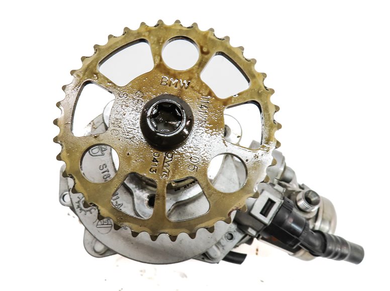 Thumbnail 3: 2014 BMW 640I (F12) 3.0L (N55) BRAKE VACUUM PUMP w/ HIGH PRESSURE FUEL PUMP