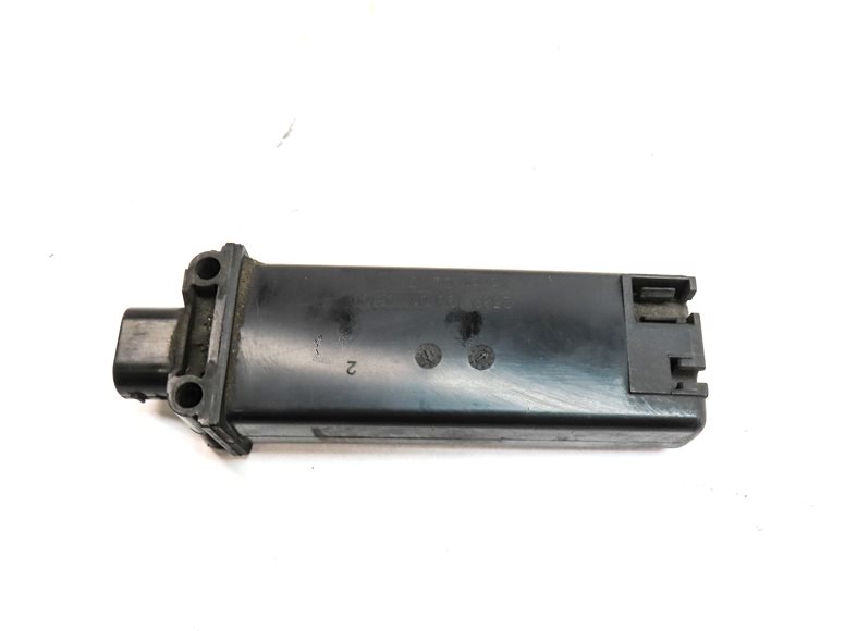 Thumbnail 5: 11-18 BMW 5 7 M5 M6 X3 X4 (F01 F06 F10 F12 F25 F26) TPMS SENSOR ANTENNA MODULE