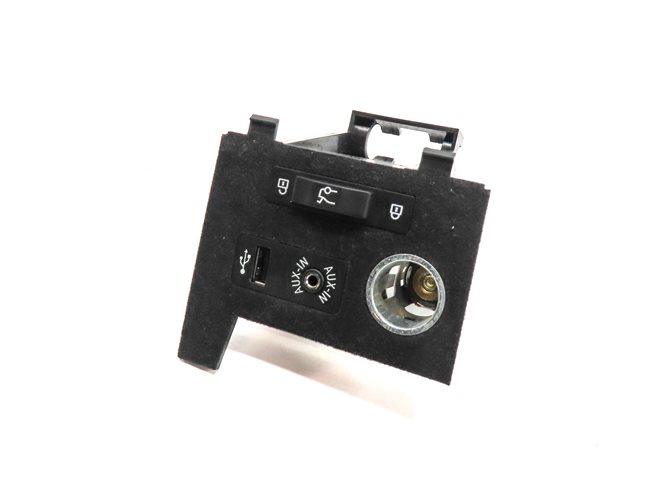 14 BMW 640I CONVERTIBLE F12 12V POWER SOCKET AUX IN USB JACK TRUNK RELEASE PANEL