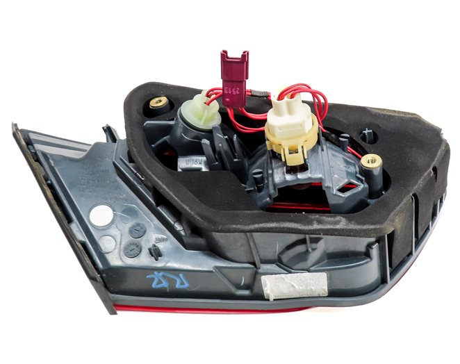 Thumbnail 5: 12-19 BMW 640i 650i M6 (F06 F12 F13) RIGHT PASSENGER INNER TAILLIGHT LIGHT LAMP