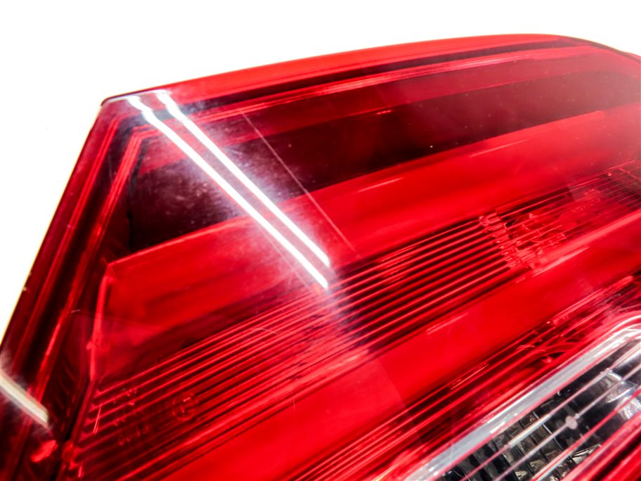 Thumbnail 6: 12-19 BMW 640i 650i M6 (F06 F12 F13) RIGHT PASSENGER INNER TAILLIGHT LIGHT LAMP