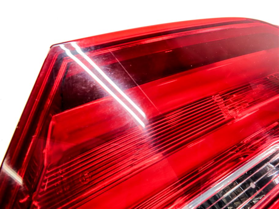 Thumbnail 7: 12-19 BMW 640i 650i M6 (F06 F12 F13) RIGHT PASSENGER INNER TAILLIGHT LIGHT LAMP