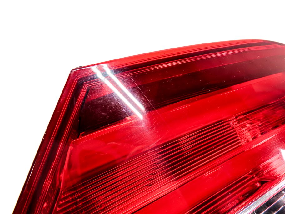 Thumbnail 8: 12-19 BMW 640i 650i M6 (F06 F12 F13) RIGHT PASSENGER INNER TAILLIGHT LIGHT LAMP