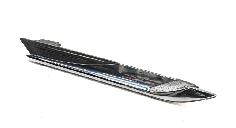 2012-2015 BMW 640i 650i (F06 F12 F13) RIGHT PASSENGER FENDER SIGNAL MARKER LIGHT