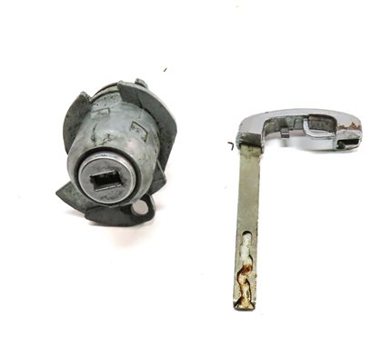 Thumbnail 2: 14 BMW 640I CONVERTIBLE (F12) FRONT LEFT DRIVER DOOR HANDLE LOCK CYLINDER w/ KEY