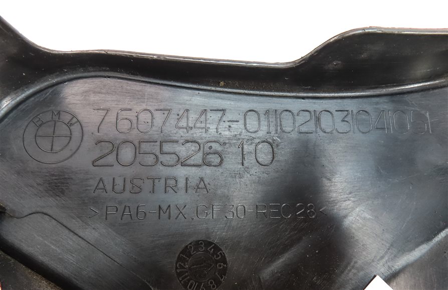 Thumbnail 8: 11-18 BMW 535i 640i 740i X3 X5 X6 (F10 F07 F01) 3.0L TURBO N55 ENGINE COVER TRIM