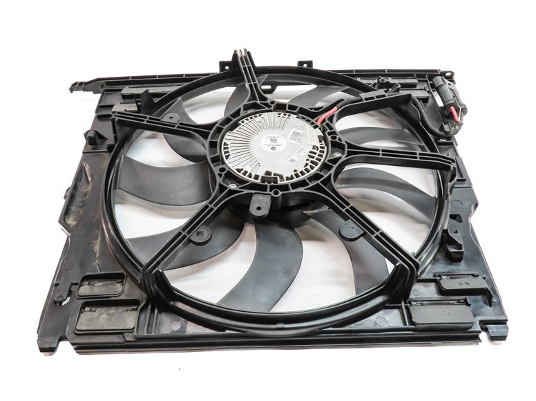 Thumbnail 6: 10-19 BMW 5 6 7 F01 F10 3.0L N54 N55 850 WATT RADIATOR COOLING FAN w/ SHROUD