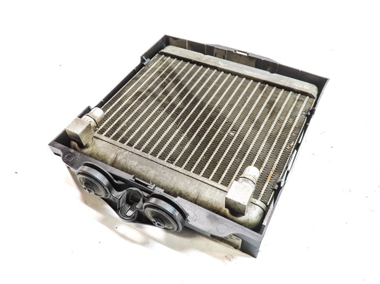 10-19 BMW 535i 550i 640i 740i 750i 760i (F01 F07 F10) ENGINE OIL COOLER RADIATOR