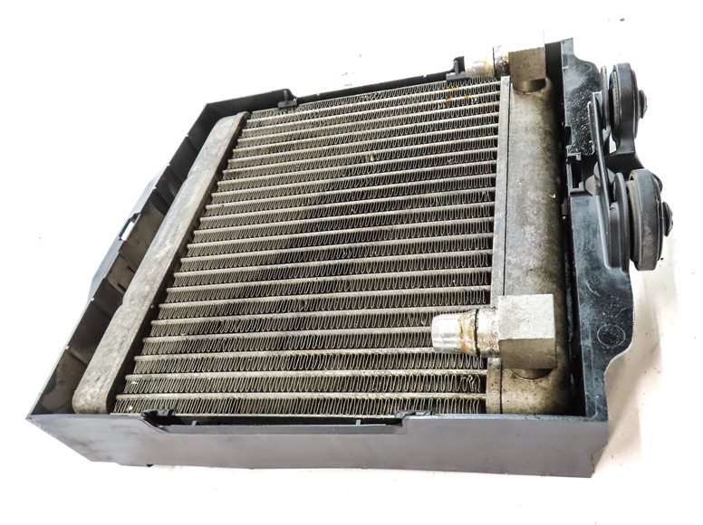 Thumbnail 4: 10-19 BMW 535i 550i 640i 740i 750i 760i (F01 F07 F10) ENGINE OIL COOLER RADIATOR