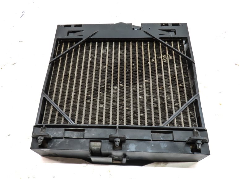 Thumbnail 6: 10-19 BMW 535i 550i 640i 740i 750i 760i (F01 F07 F10) ENGINE OIL COOLER RADIATOR