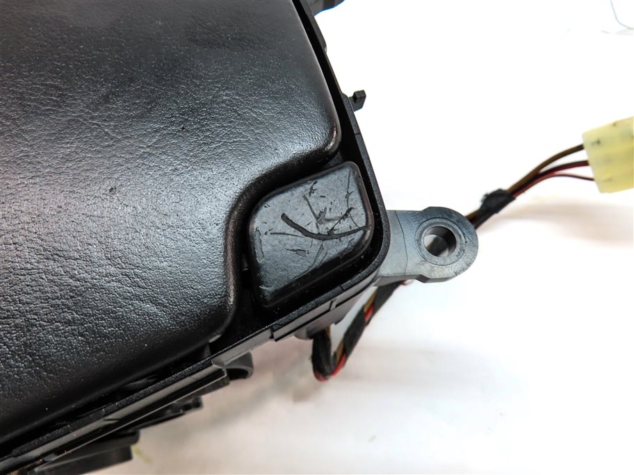 Thumbnail 7: 2014 BMW 640I CONVERTIBLE (F12) FRONT CENTER CONSOLE ASHTRAY w/ 12V SOCKET