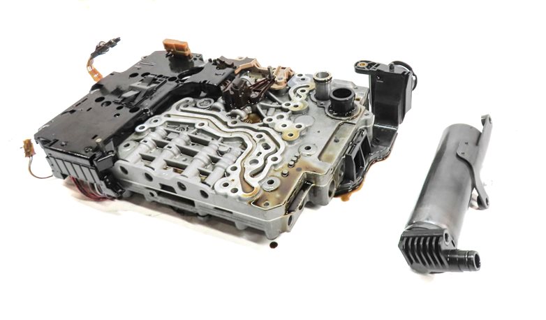 13-15 AUDI A6 A7 (C7 4G8) 3.0L AWD AUTO TRANSMISSION VALVE BODY w/HYDRAULIC PUMP