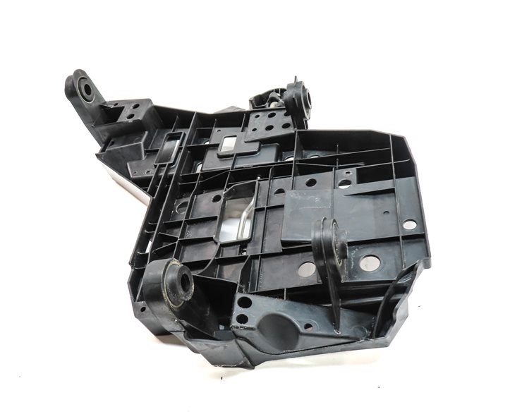 Thumbnail 2: 2008 PORSCHE CAYENNE (957) FRONT RIGHT PASSENGER HEADLIGHT MOUNT BRACKET