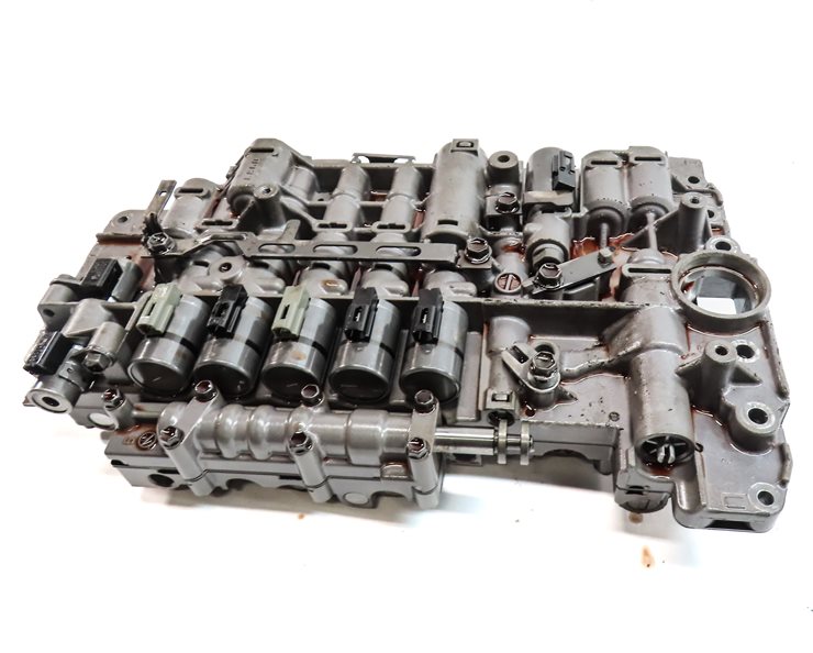 Thumbnail 6: 08-09 PORSCHE CAYENNE 957 3.6L AUTO TRANSMISSION VALVE BODY -FROM VIN 9P8LA26517