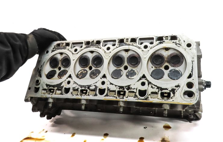 Thumbnail 6: 08-10 PORSCHE CAYENNE (957) 4.8L NON TURBO ENGINE - RIGHT CYLINDER HEAD