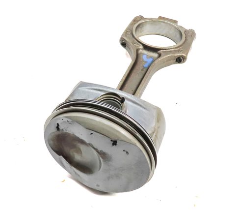 2008-2014 PORSCHE CAYENNE PANAMERA (957 970) 4.8L M48 N/A LEFT PISTON w/ ROD