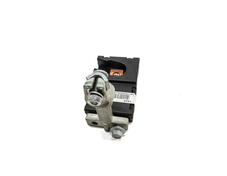 Thumbnail 4: 2017 LAND ROVER DISCOVERY (L462) 3.0L SUPER ENGINE POSITIVE BATTERY TERMINAL