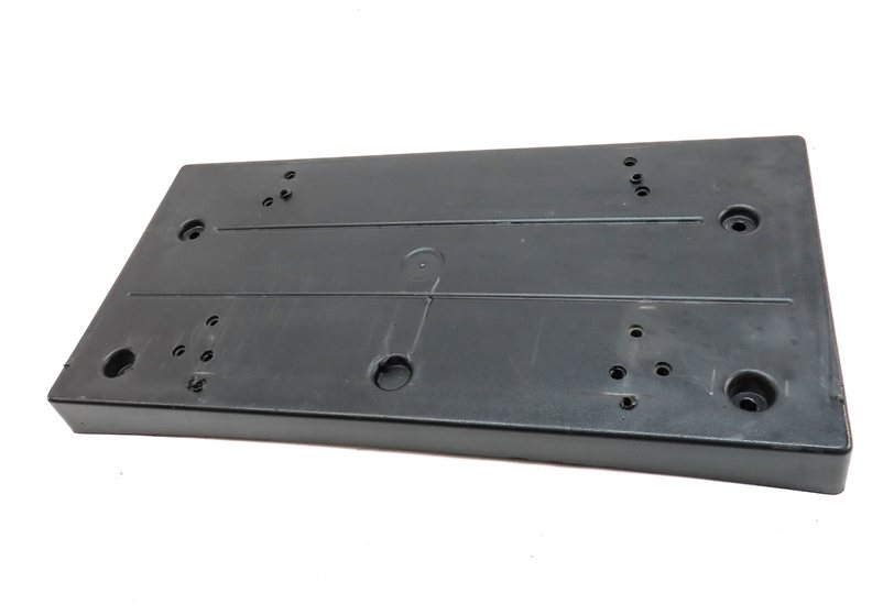 Thumbnail 6: 2017 LAND ROVER DISCOVERY (L462) FRONT LOWER BUMPER LICENSE PLATE MOUNT BRACKET