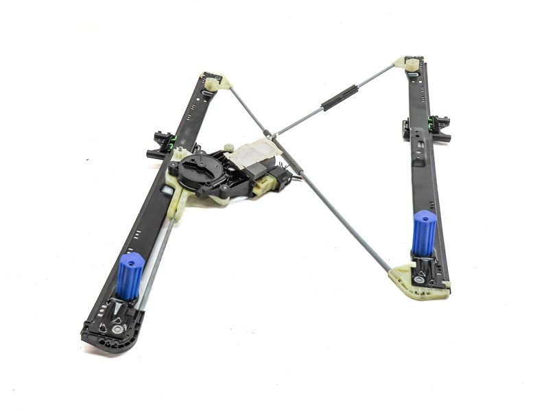 Thumbnail 3: 17-21 ROVER DISCOVERY L462 FRONT RIGHT PASSENGER DOOR WINDOW REGULATOR