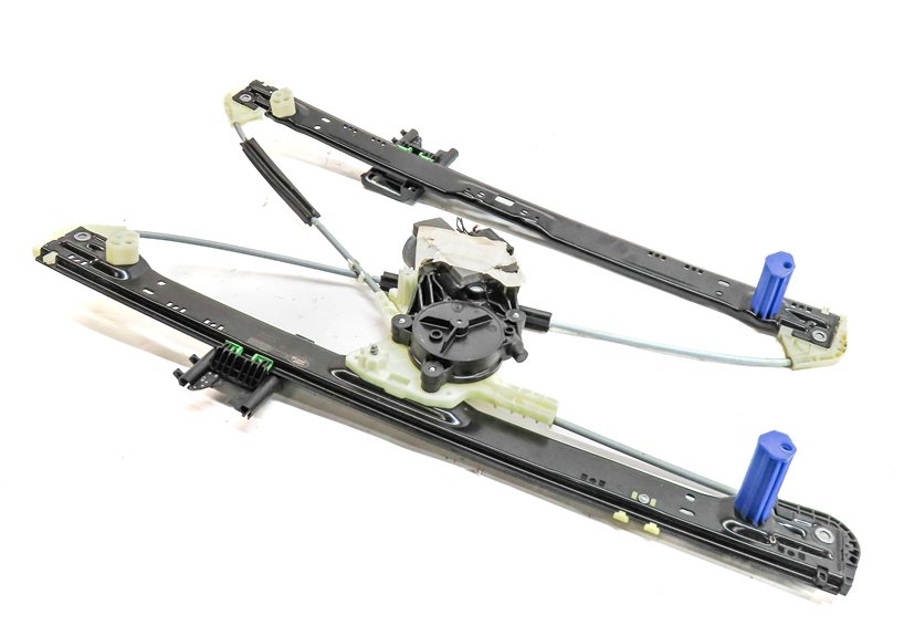 17-21 LAND ROVER DISCOVERY L462 REAR RIGHT DOOR WINDOW REGULATOR w/ MOTOR