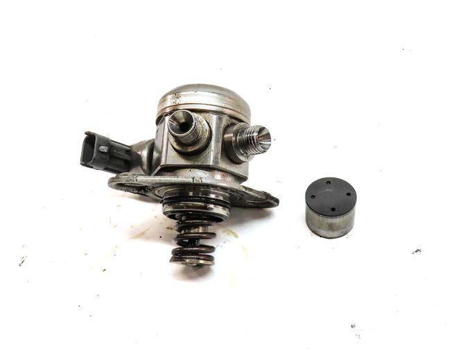 Thumbnail 2: 10-17 LR4 ROVER SPORT DISCOVERY L322 L320 L405 L494 L462 HIGH PRESSURE FUEL PUMP