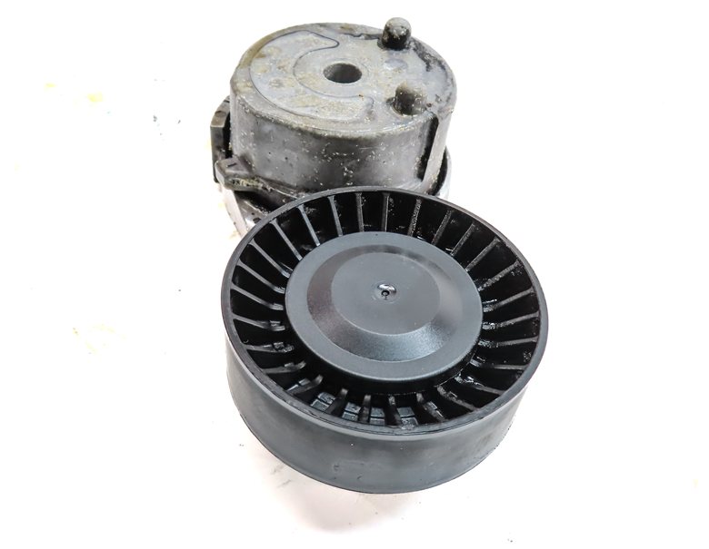 Thumbnail 3: 17 LAND ROVER DISCOVERY L462 3.0L SUPER ENGINE SERPENTINE BELT TENSIONER PULLEY