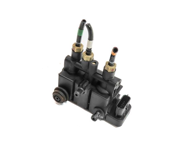 Thumbnail 1: 2017 LAND ROVER DISCOVERY (L462) AIR SUSPENSION RELIEF VALVE BLOCK MODULE