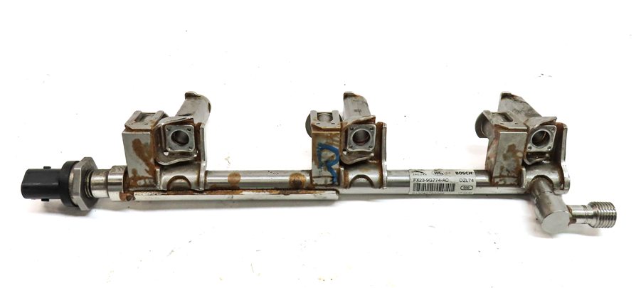 Thumbnail 4: 2017 LAND ROVER DISCOVERY (L462) 3.0L SUPER ENGINE FUEL INJECTOR RAIL SET/2