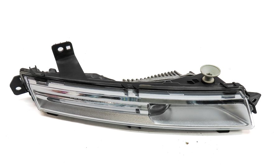 Thumbnail 4: 17-24 E/F/I-PACE ROVER DISCOVERY L462 FRONT LEFT DRIVER LOWER FOGLIGHT LAMP