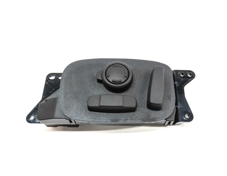 Thumbnail 2: 17 ROVER DISCOVERY (L462) FRONT LEFT DRIVER SEAT POSITION ADJUST SWITCH w/LUMBAR