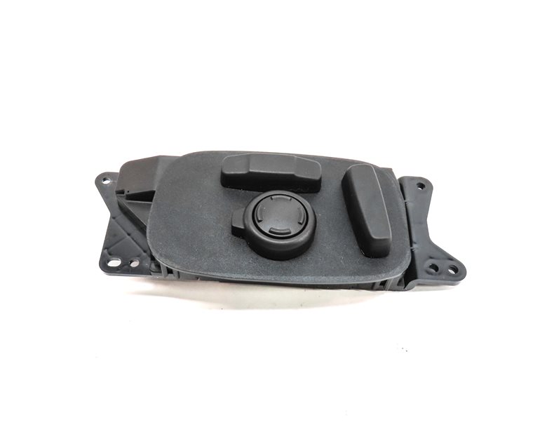 Thumbnail 3: 2017 ROVER DISCOVERY (L462) FRONT RIGHT PASSENGER SEAT ADJUST SWITCH w/LUMBAR