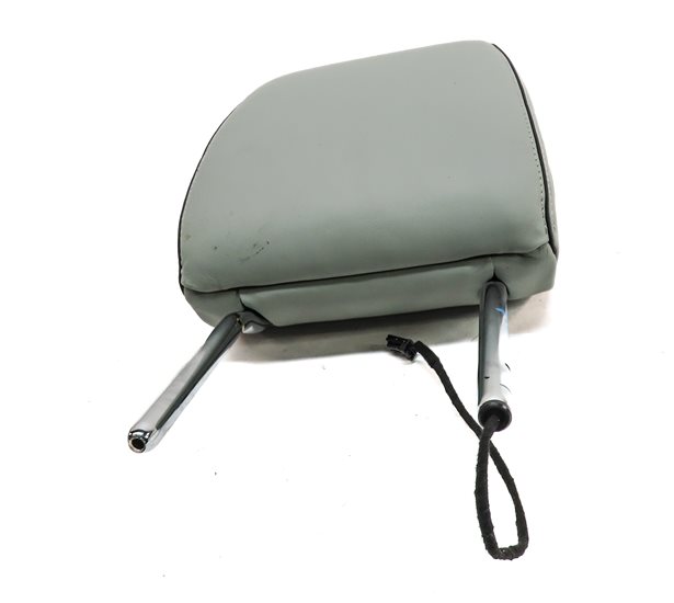 Thumbnail 2: 17-20 LAND ROVER DISCOVERY (L462) REAR RIGHT SEAT BACK HEADREST (Glacier)