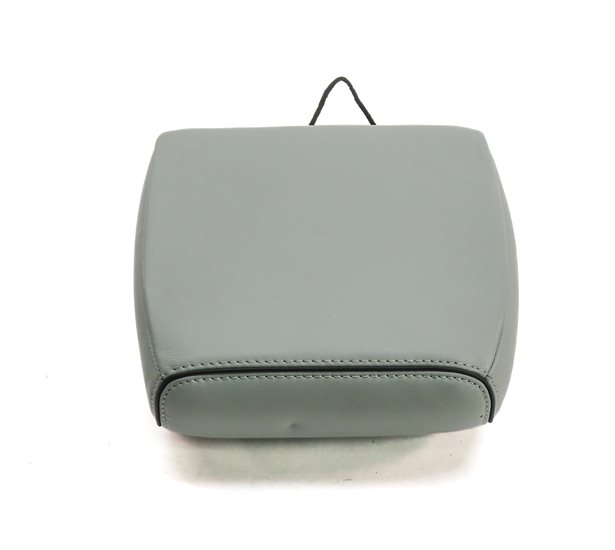 Thumbnail 6: 17-20 LAND ROVER DISCOVERY (L462) REAR RIGHT SEAT BACK HEADREST (Glacier)