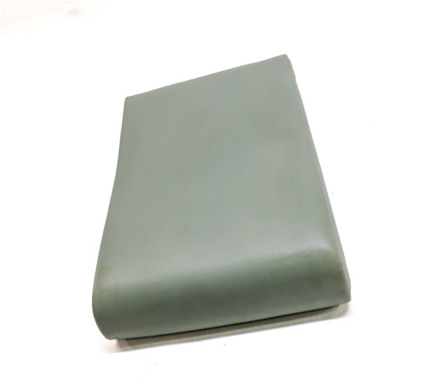 Thumbnail 3: 17-20 LAND ROVER DISCOVERY L462 2ND ROW CENTER SEAT ARMREST w/CUPHOLDER(Glacier)