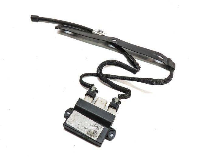 17 ROVER DISCOVERY (L462) REAR LEFT LIFTGATE SMART KICK OPENER MODULE w/ANTENNA
