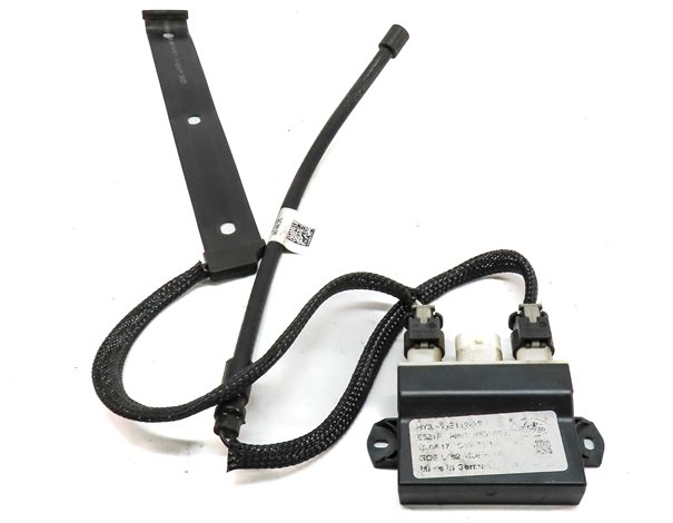 Thumbnail 2: 17 ROVER DISCOVERY (L462) REAR RIGHT LIFTGATE SMART KICK OPENER MODULE w/ANTENNA