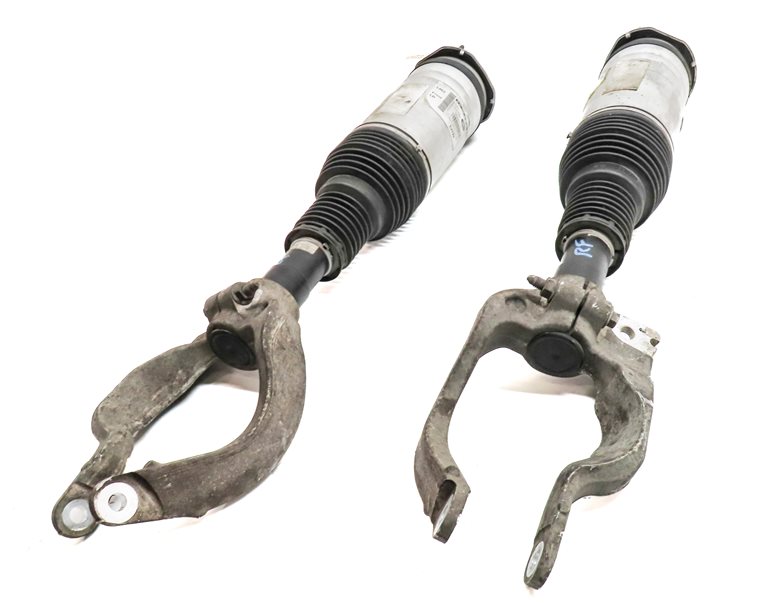 17-18 ROVER DISCOVERY (L462) FRONT LEFT & RIGHT AIR SUSPENSION SHOCK STRUT SET/2