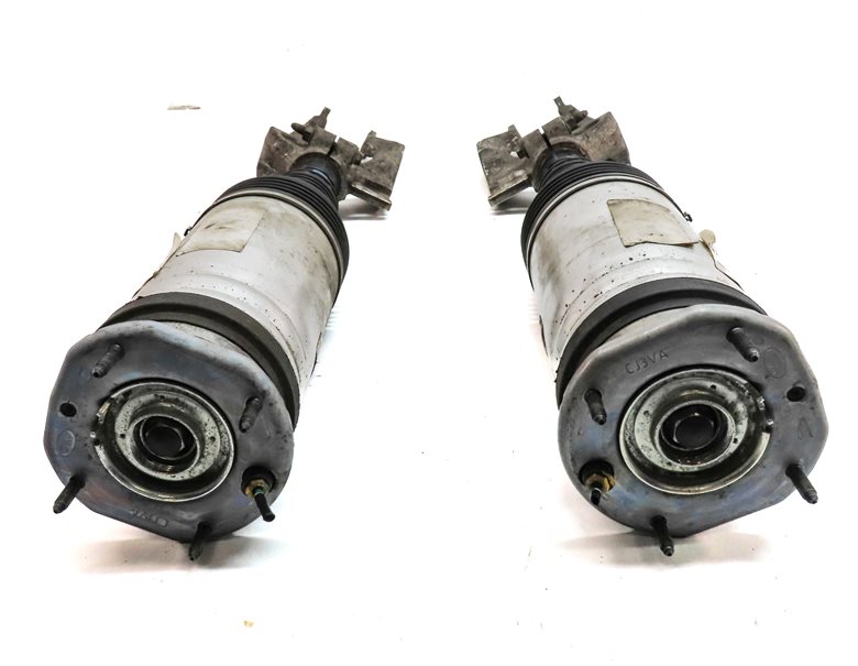 Thumbnail 6: 17-18 ROVER DISCOVERY (L462) FRONT LEFT & RIGHT AIR SUSPENSION SHOCK STRUT SET/2